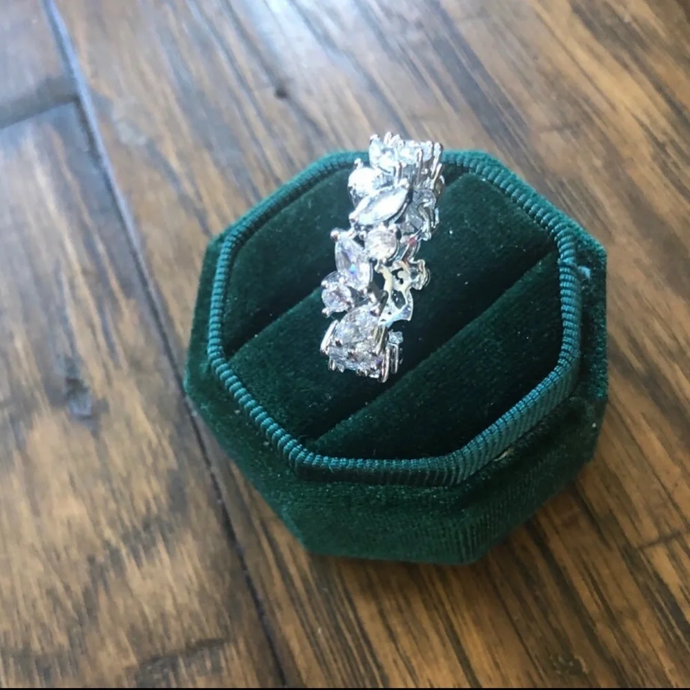 Swarovski gorgeous new
